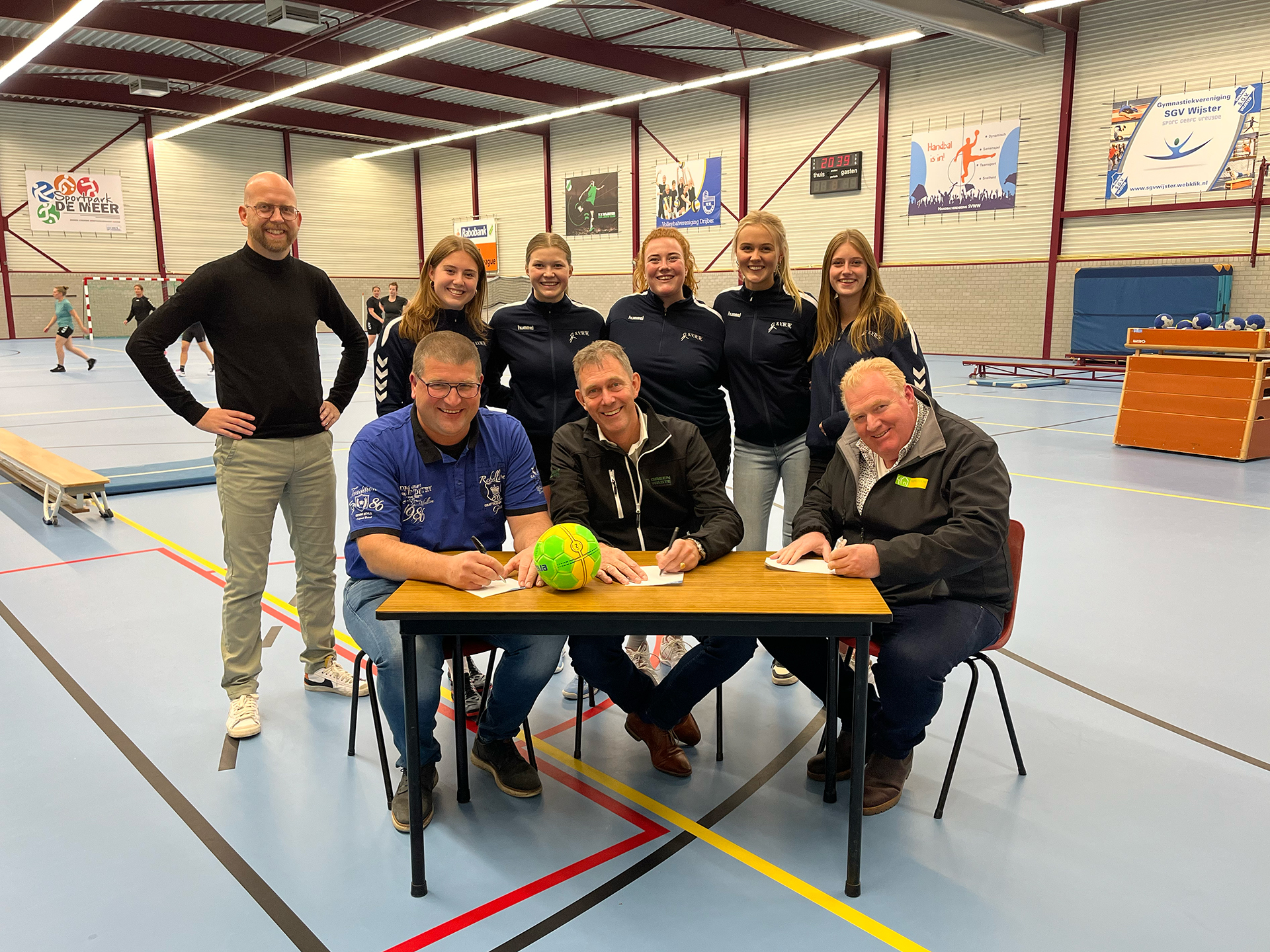 Wijsterse ondernemers sponsoren SVWW Midweek 3